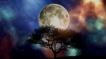Fenomenul care apare la noapte pe cerul Romaniei Ce este de fapt luna rece