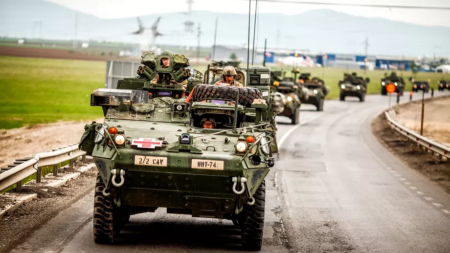 Marea Britanie doreste sasi dubleze prezenta militara in estul Europei Propunerea lui Boris Johnson pentru NATO