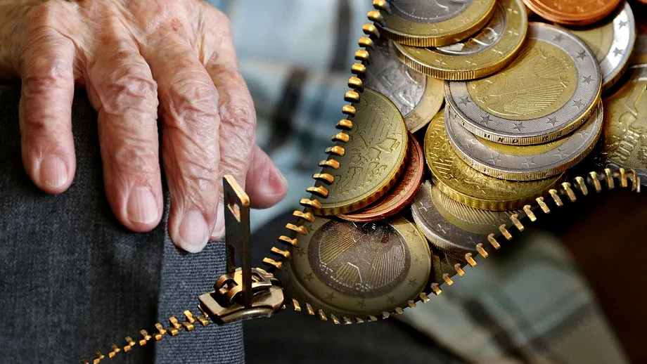 Cum să îți calculezi pensia, în funcție de contribuțiile la stat și la Pilonul II
