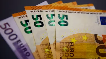 Curs valutar BNR miercuri 27 septembrie 2023 Noi cresteri pentru euro si dolar Update