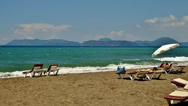 Alerta pentru romanii care merg in Thassos Ce se intampla cu una dintre cele mai faimoase plaje din Grecia