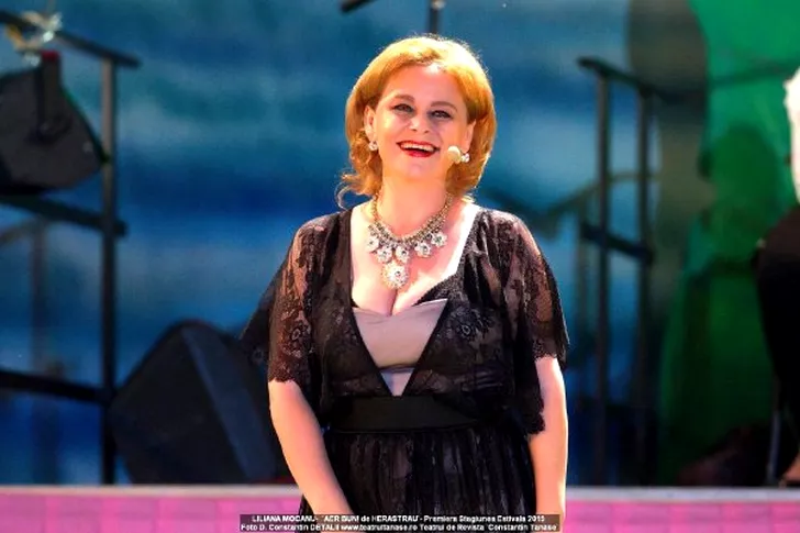 Liliana Mocanu face senzație pe scena teatrului de revistă Constantin Tănase din Capitală