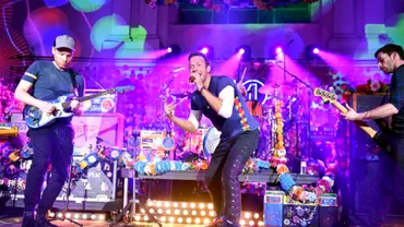 Cat costa un bilet la concertul Coldplay in Romania cu o zi inainte de presale Cel mai ieftin este cat salariul mediu