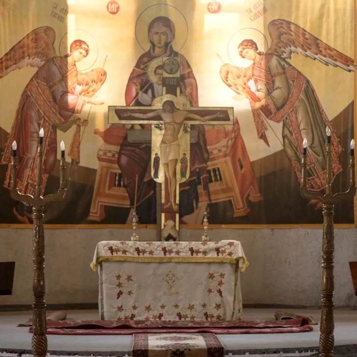 Altarul Bisericii Sfântul Ioan din Efes (sursa www.facebook.com)
