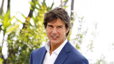 Tom Cruise surprins alaturi de o actrita cu 40 de ani mai tanara Actorul din Top Gun are o noua relatie