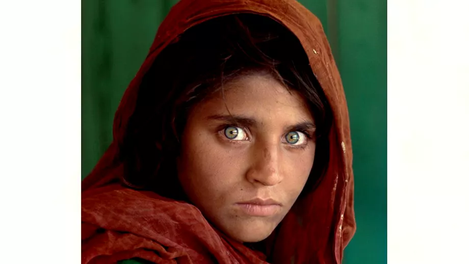 Ce sa ales de fata afgana care a scris istorie pe coperta National Geographic Ochii ei au fascinat o lume intreaga