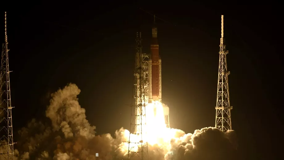 Moment istoric racheta Artemis 1 a fost trimisa cu succes spre Luna Lansarea a fost facuta in premiera de o femeie Video