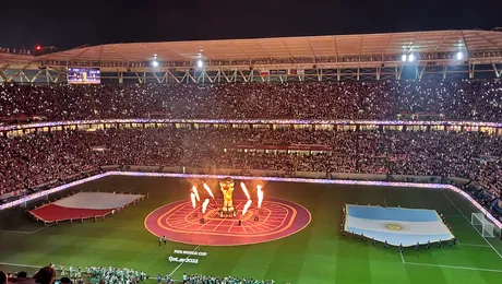 Cum am trait de pe stadion Polonia 8211 Argentina zeii Maradona si Messi nebunia fanilor sudamericani si calculele din final de meci