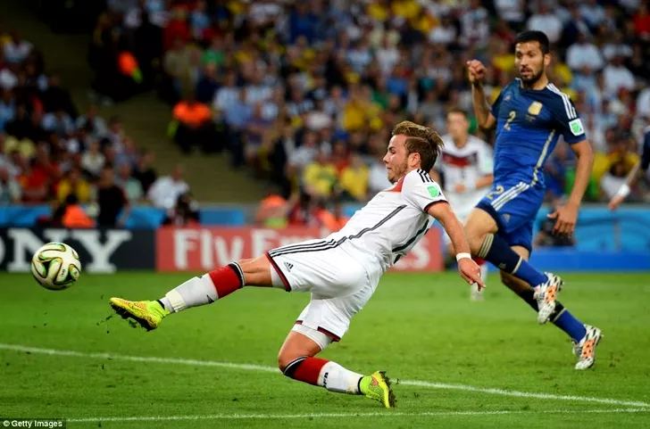 Mario-Gotze-Goal-Germany-vs-Argentina-World-Cup-Brazil-2014