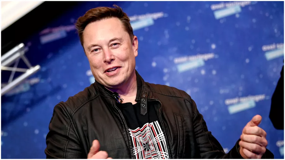 Cum arata Elon Musk la bustul gol Miliardarul a devenit tinta glumelor dupa ce sa afisat fara camasa