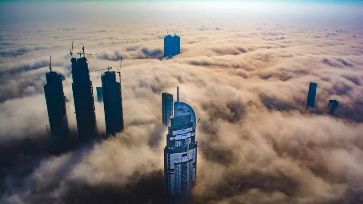 Potopul din Dubai, cât de mult a fost legat el de însămânţarea norilor. Elena Mateescu: “A fost un ciclon exploziv”