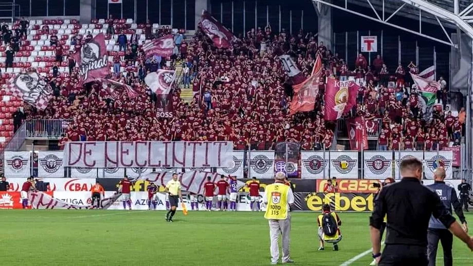 Fanii Rapidului, atac la conducerea clubului: ”A acceptat cu indolență reprogramarea meciului cu Universitatea Craiova”