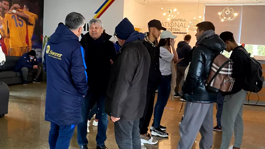 Jucatorii straini de la Dinamo Kiev si Sahtior Donetk incep sa paraseasca Romania David Neres a ajuns acasa si este in siguranta alaturi de familia lui