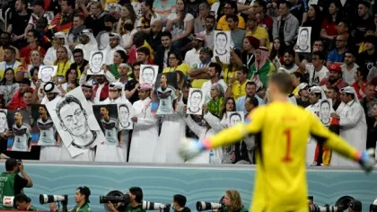 Ordinul dat de qatarezi fanilor ”plătiți” la meciul Spania - Germania: ”Nici nu...