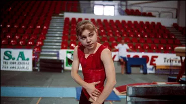 GALERIE FOTO Transformarea incredibila a Andreei Ulmeanu gimnasta batuta de tata ei pe podium