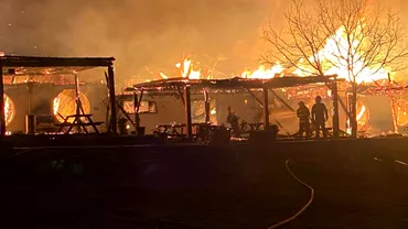 Imagini din drona ale catastrofei de la Ferma Dacilor Marturii ale celor scapati din incendiu Video