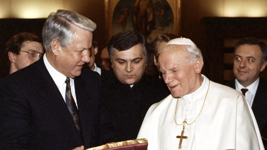 Cine a fost prietena secreta a Papei Ioan Paul al IIlea Au trecut 102 ani de la nasterea fostului suveran pontif