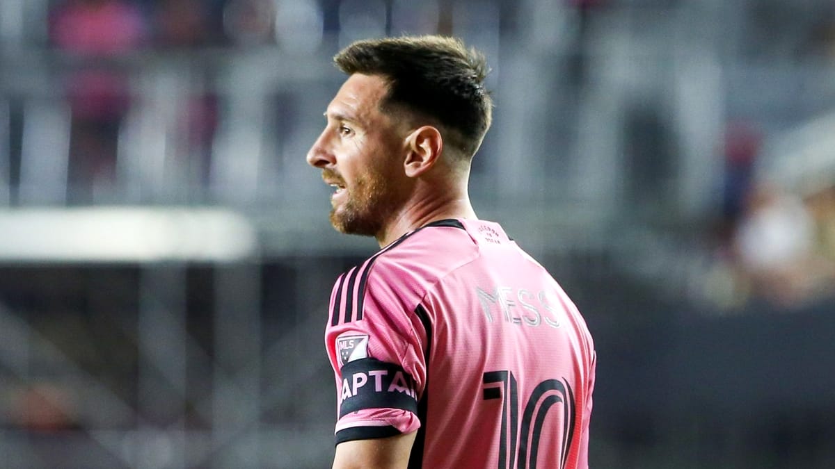 Lionel Messi, eliminare cu scandal din Champions Cup. A fost fluierat la fiecare atingere în Mexic. Video