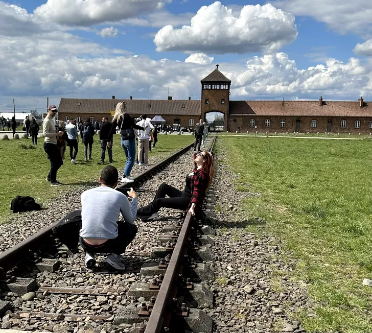 Tânără lagăr Auschwitz