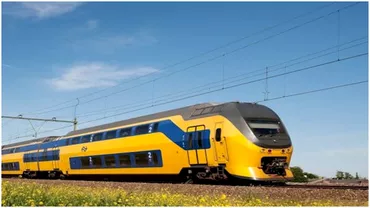 Cum a ajuns un mecanic de locomotiva viral pe Internet Barbatul a incetinit trenul si ia lasat pe toti fara cuvinte Incotro e Amsterdam