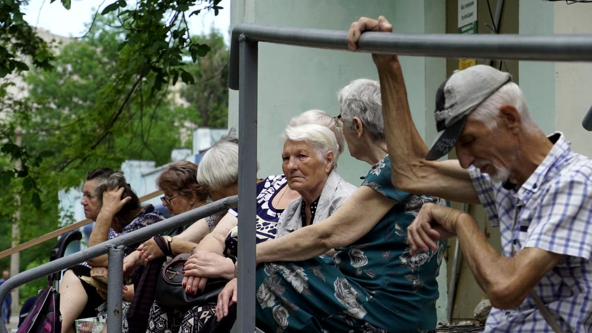 Vârsta de pensionare, redusă pentru o categorie de români. Ce prevede proiectul depus în Senat