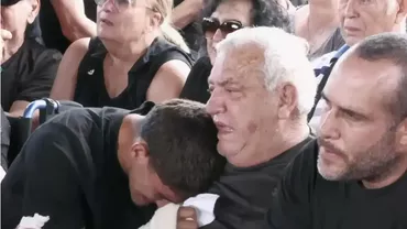 Imaginile durerii Shlomo Scharf fostul selectioner al Israelului devastat la inmormantarea nepoatei sale
