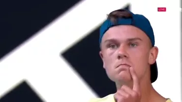 Holger Rune ia facut semn sa taca lui Patrick Mouratoglou la Australian Open Cum a motivat gestul si reactia antrenorului Simonei Halep Video