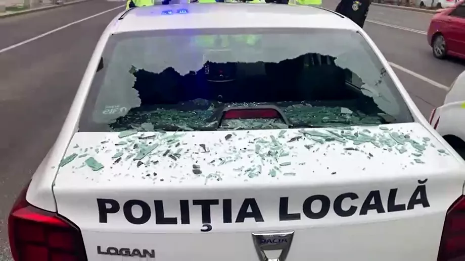 Politia Locala din Sectorul 4 atacata cu piatra cubica Autospeciala a fost distrusa