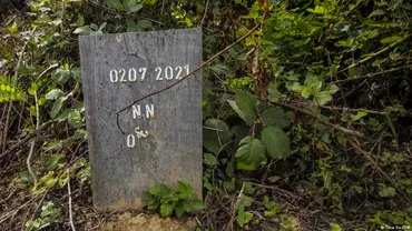 Morminte invizibile dea lungul frontierei UE Sunt cu miile nimeni nu stie cine sunt mortii