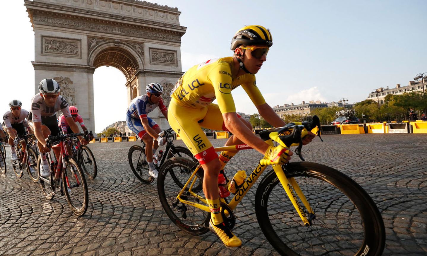 Turul Franței 2020. Bennett a câștigat etapă din Le Tour! Tadej Pogacar dus tricoul galben la Paris și reușește una dintre cele mai mari surprize din istorie - Fanatik.ro