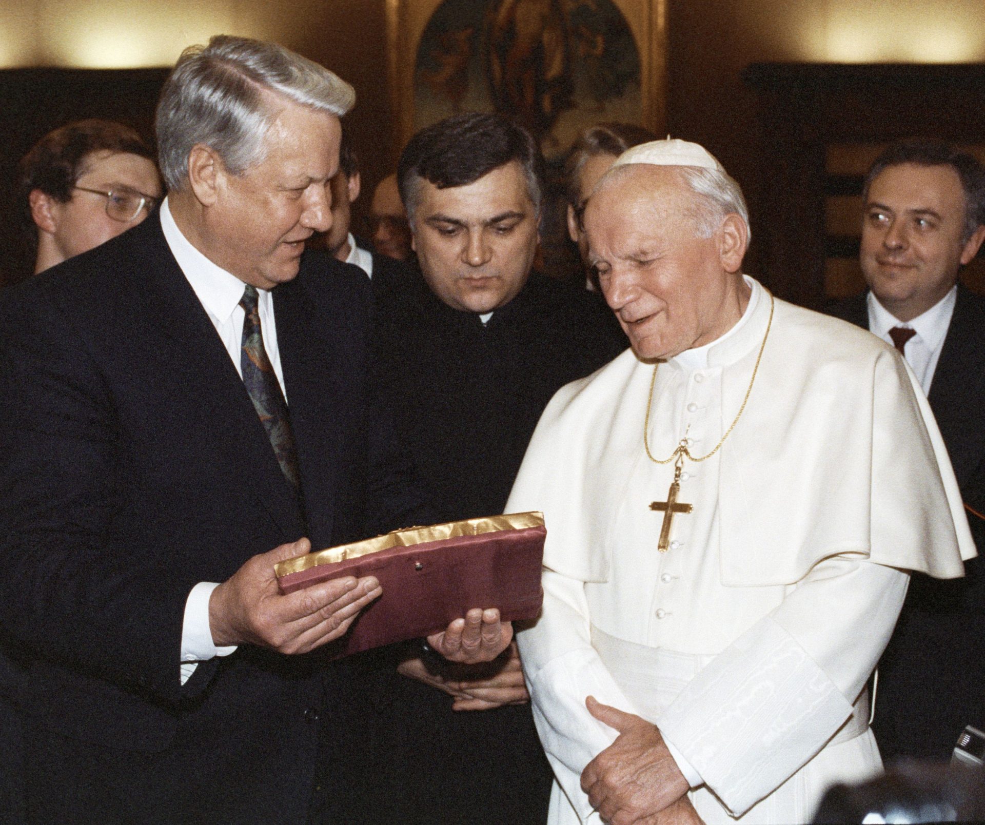 Cine a fost prietena secretă a Papei Ioan Paul al II-lea. Au trecut 102 ani de la naşterea fostului suveran pontif