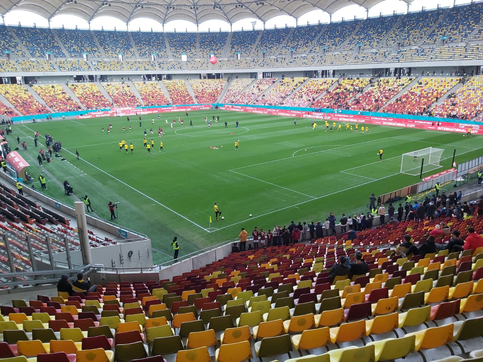 Rapid - Dortmund a adus pe Arena Națională aproximativ 4.000 de suporteri. Sursă foto: Fanatik.