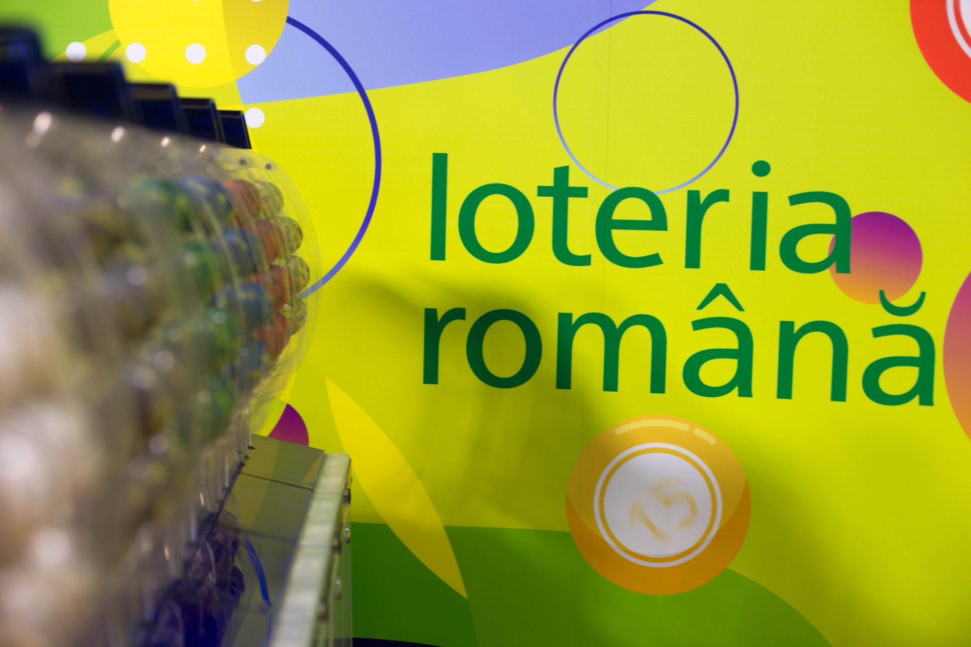 Schema loto pe care au aplicat-o marii câștigători din România. Au jucat numerele acestea și s-au umplut de bani