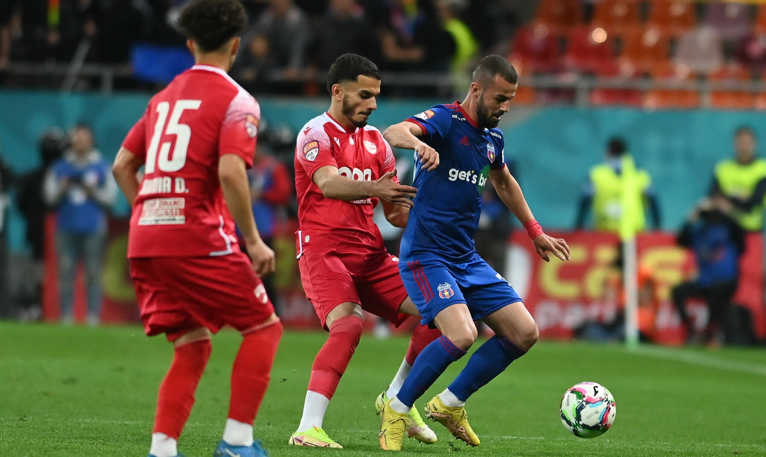 Dinamo - CSA Steaua 3-0, în etapa 9 din play-off Liga 2 Casa Pariurilor.  „Câini” și-au dezmembrat rivala și speră la promovarea directă 