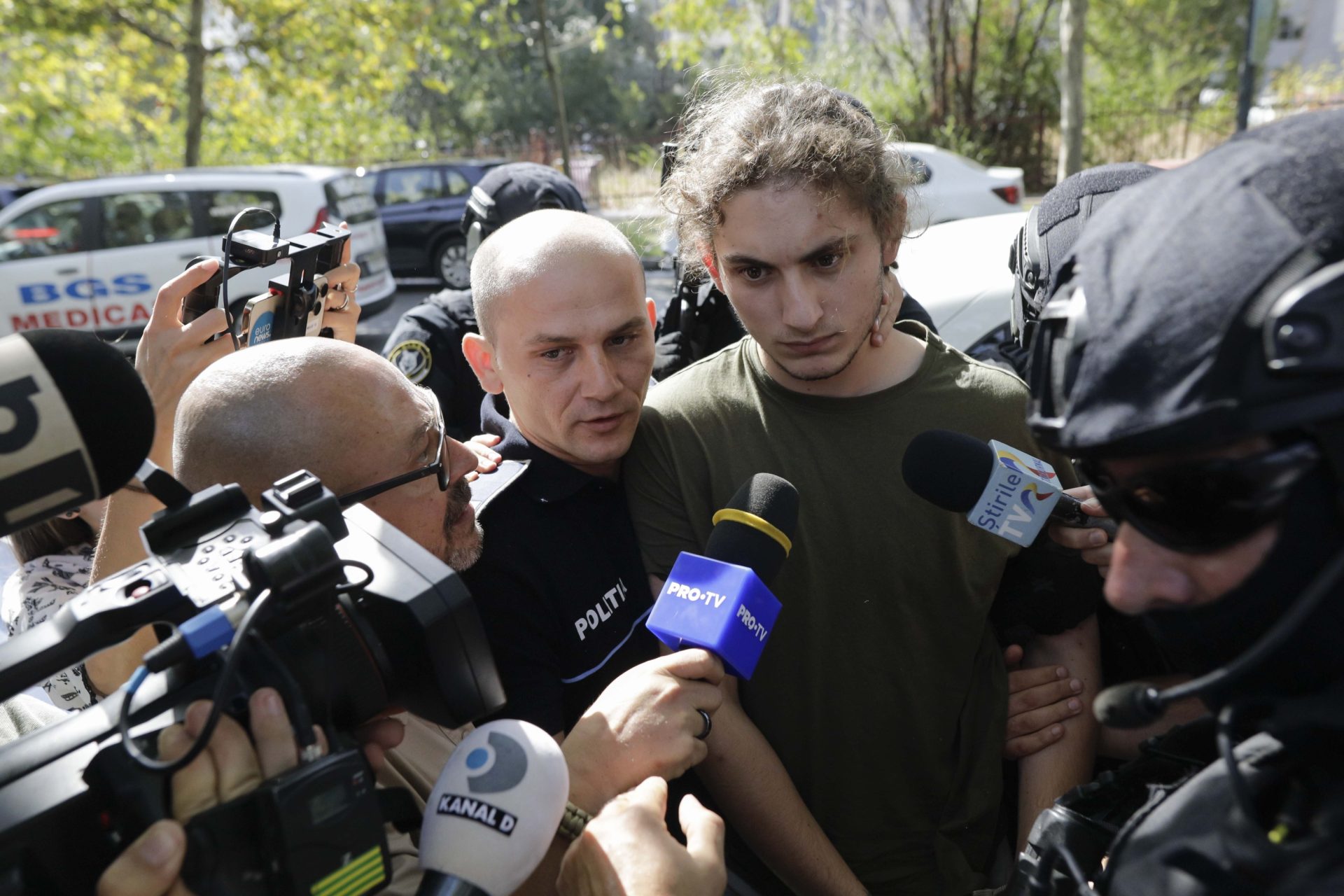 Cine este colegul de celulă a lui Vlad Pascu, în arestul de la Constanța. Mama șoferului drogat: ”Așa trebuie să fii și tu de acum înainte”